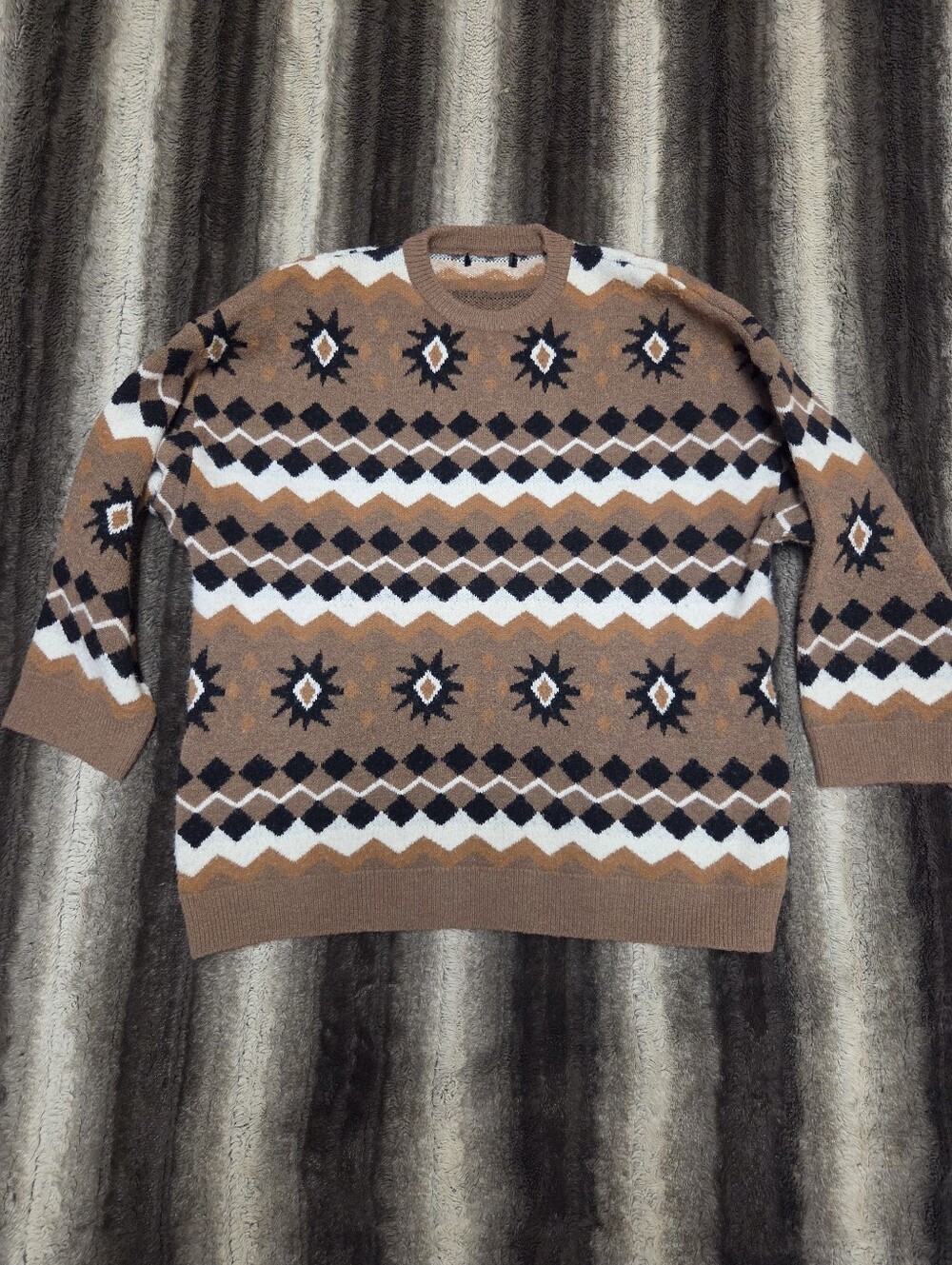 Brown Geometric Crewneck Sweater  Size M